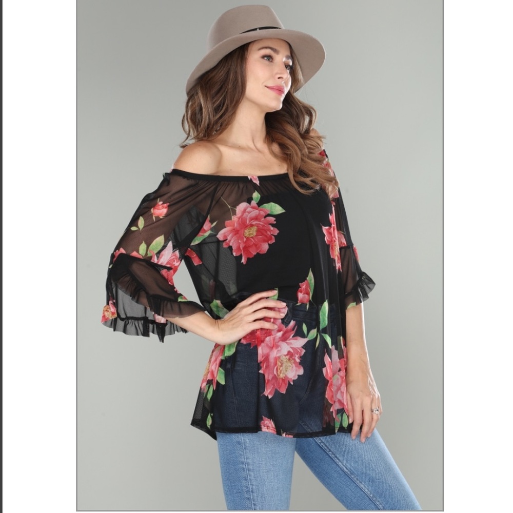 💥Black Tulle Red Rose Off Shoulder Print Top